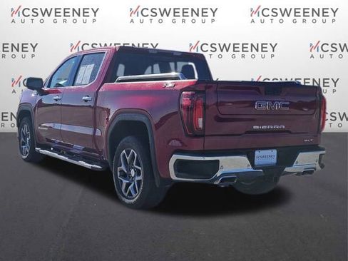 Used 2022 GMC Sierra 1500 SLT image 3