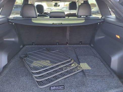 Certified 2020 Volkswagen Atlas Cross Sport SEL Premium image 33