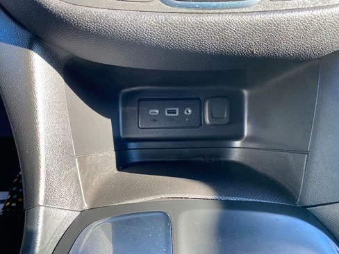 Used 2020 Chevrolet Equinox LT image 24