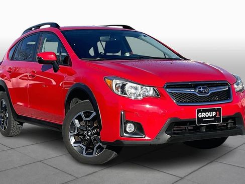 Used 2016 Subaru Crosstrek 2.0i Premium w/ Special Edition image 2