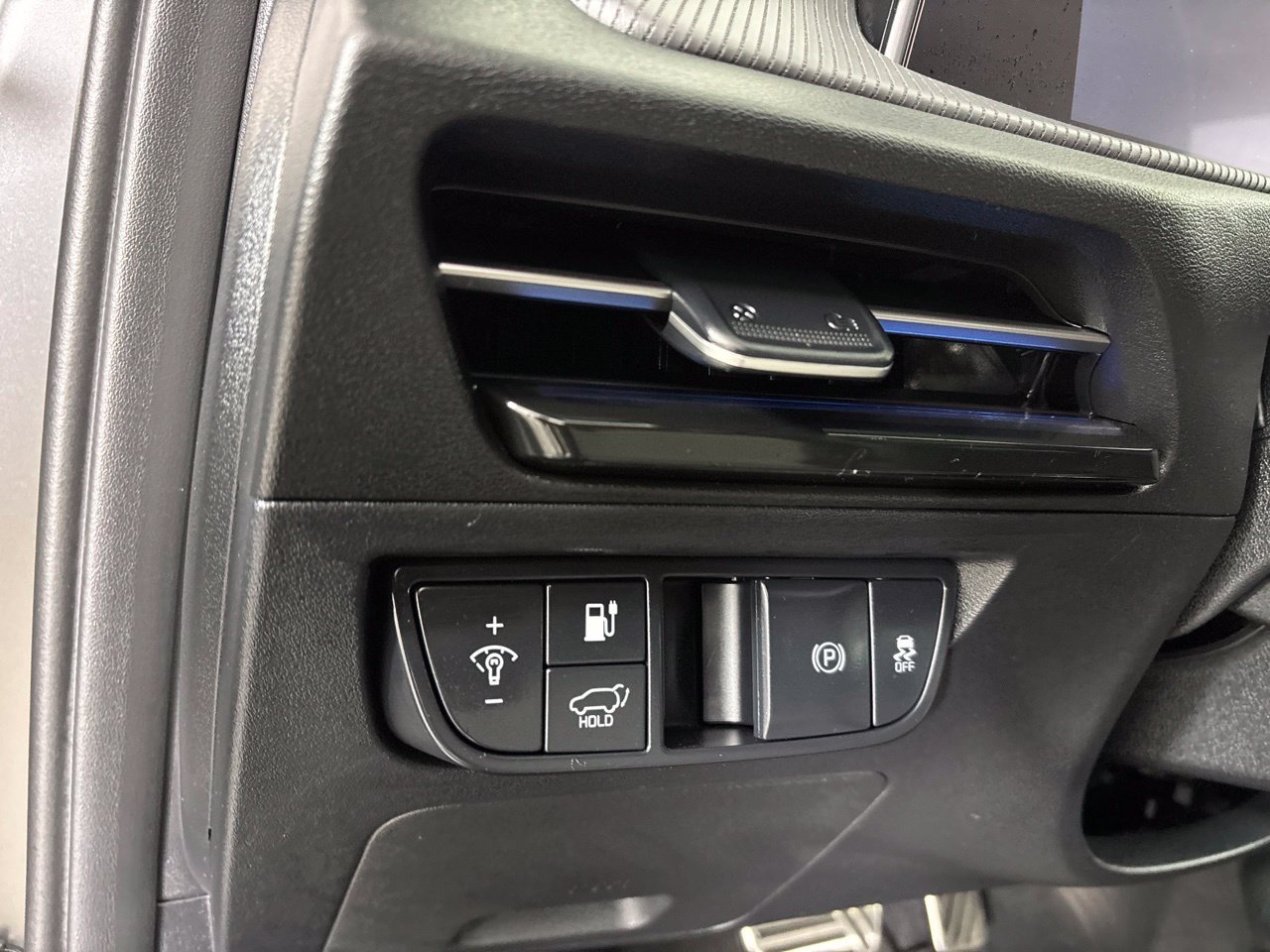 Used 2024 Kia EV6 GT-Line w/ GT-Line White Seat Package RWD image 9