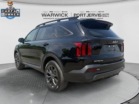 Certified 2023 Kia Sorento X-Line EX AWD/4WD image 3