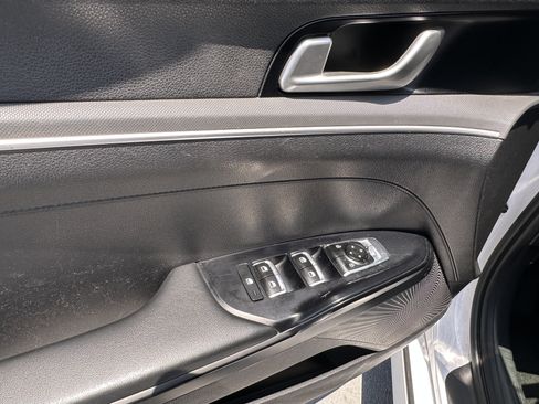 Certified 2021 Kia K5 LXS FWD image 22