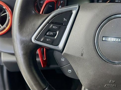 Used 2018 Chevrolet Camaro LT w/ Technology Package image 16