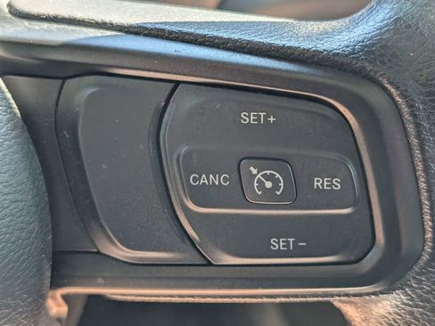 Used 2021 Jeep Wrangler Sport AWD/4WD image 21