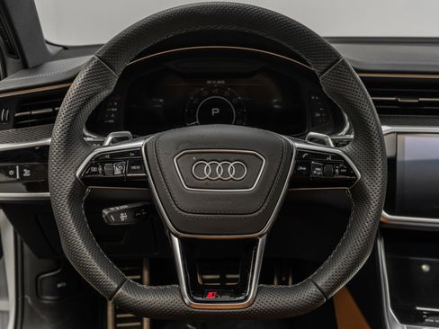 Used 2025 Audi RS 6 performance image 15