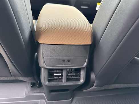 New 2026 Chevrolet Equinox ACTIV AWD/4WD image 31