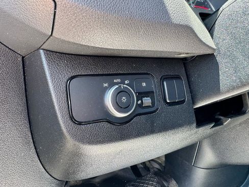 Used 2022 Mercedes-Benz Sprinter 2500 image 14