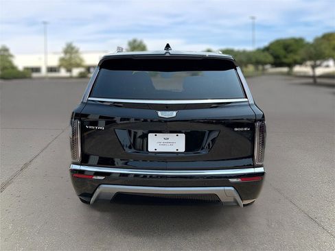New 2026 Cadillac Vistiq Luxury image 5