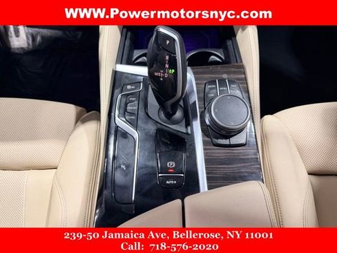 Used 2022 BMW 540i w/ M Sport Package image 37