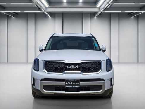 Certified 2023 Kia Telluride EX w/ EX Captain's Chair Package AWD/4WD image 2