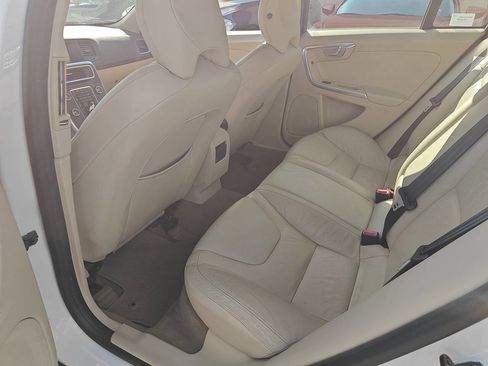 Used 2012 Volvo S60 T5 FWD image 12