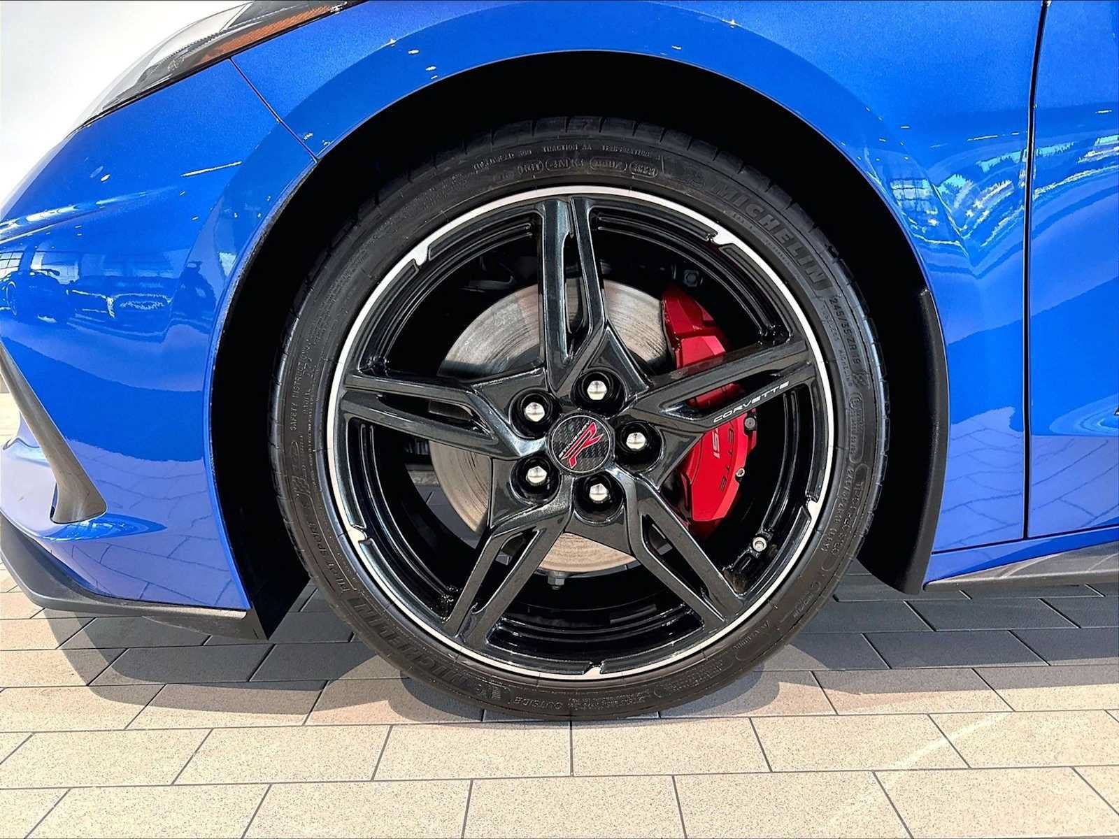Used 2022 Chevrolet Corvette Stingray Premium Cpe w/ Z51 Performance Package RWD image 14