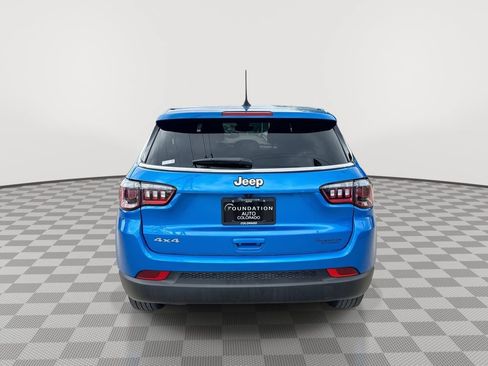 Used 2024 Jeep Compass Sport AWD/4WD image 10
