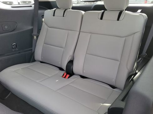 New 2026 Ford Explorer Active w/ Active Comfort Package image 8