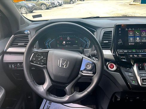Used 2023 Honda Odyssey Touring image 7