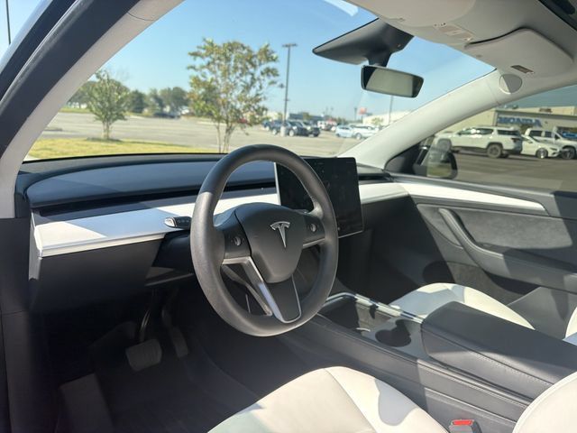 Used 2023 Tesla Model Y Long Range AWD/4WD image 11