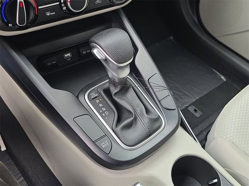 New 2025 Kia Soul LX image 28