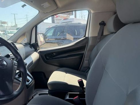 Used 2021 Nissan NV200 S image 8