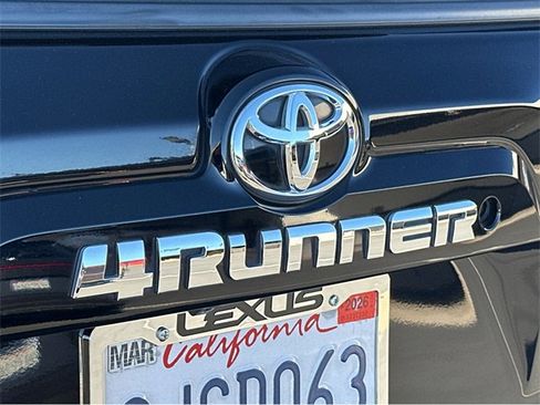 Used 2019 Toyota 4Runner SR5 image 20