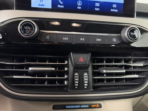 Used 2020 Ford Escape SEL AWD/4WD image 22