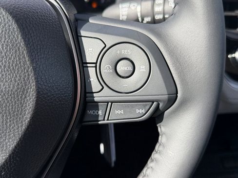 Certified 2026 Toyota Corolla Cross LE image 23