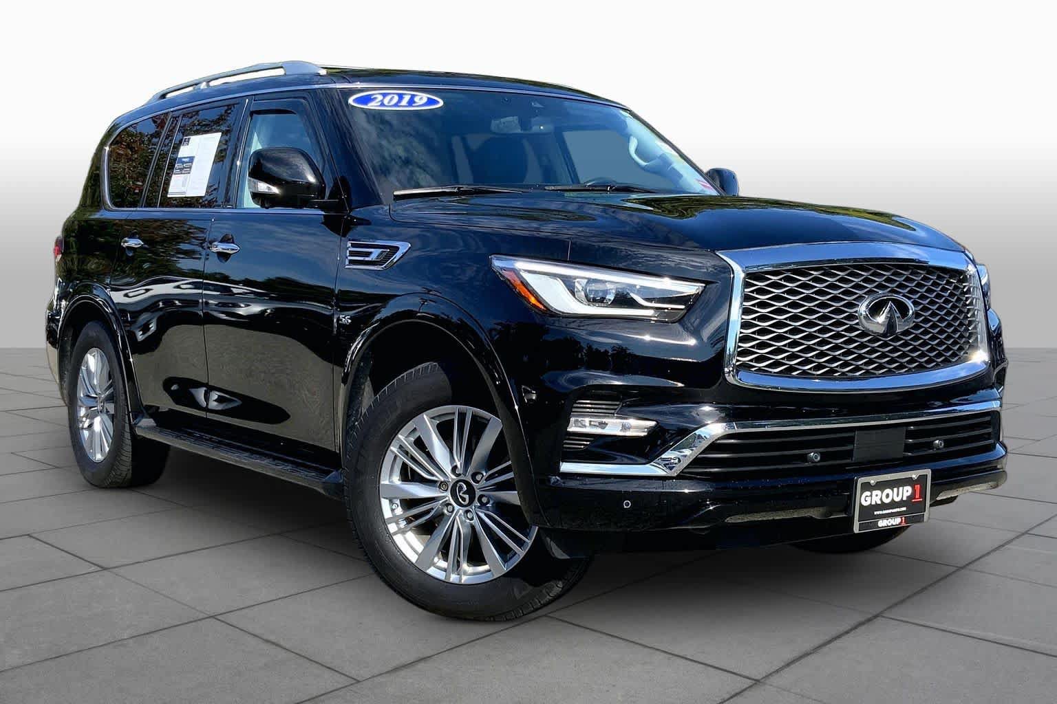 Used 2019 INFINITI QX80 Luxe w/ Proassist Package AWD/4WD image 3