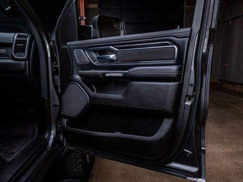 Used 2024 RAM 1500 Laramie image 37