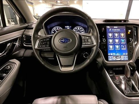 Used 2025 Subaru Outback Limited AWD/4WD image 5