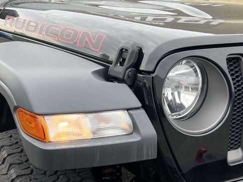 Used 2020 Jeep Wrangler Rubicon w/ Cold Weather Group AWD/4WD image 9