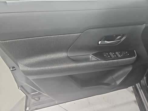 New 2026 Nissan Kicks SV image 10