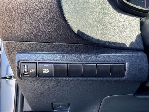 Used 2023 Toyota Corolla SE FWD image 33