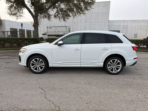 Used 2025 Audi Q7 3.0T Premium Plus image 2