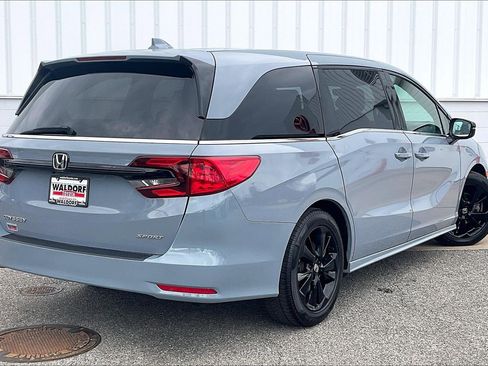 Used 2023 Honda Odyssey Sport image 17