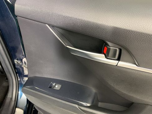 Used 2018 Toyota Camry LE w/ Protection Package (Q2) image 37