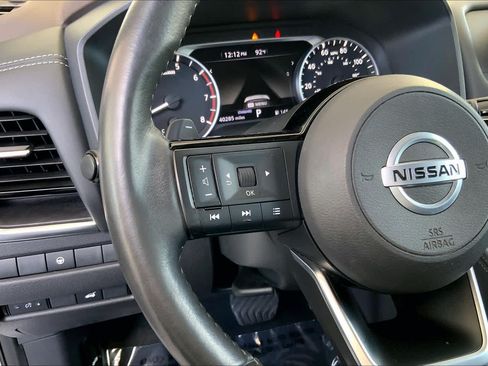 Used 2021 Nissan Rogue SL FWD image 24