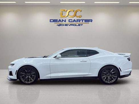 Used 2023 Chevrolet Camaro ZL1 RWD image 2