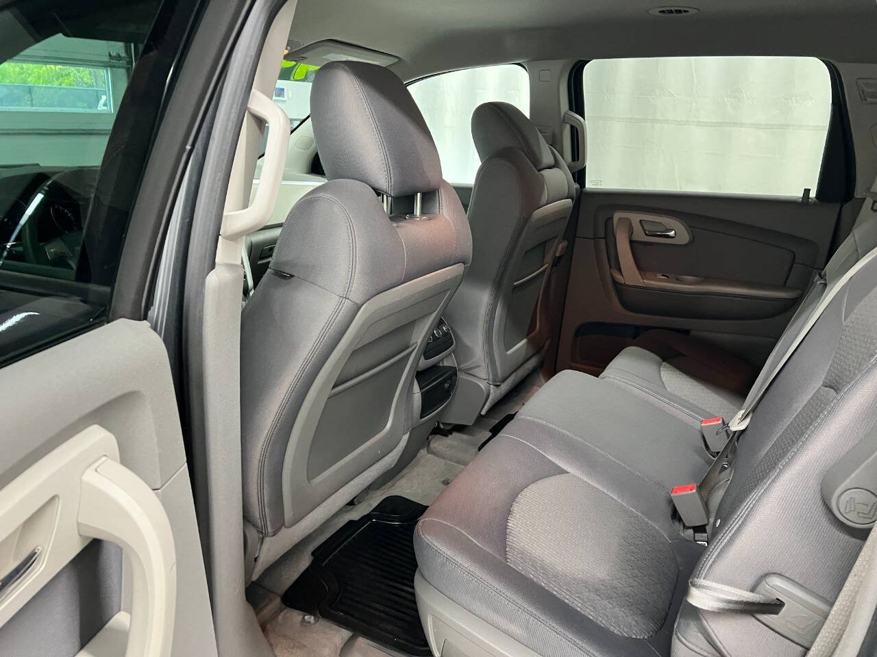 Used 2012 Chevrolet Traverse LS AWD/4WD image 9