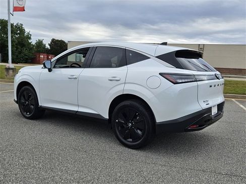 New 2026 Nissan Murano SV image 9