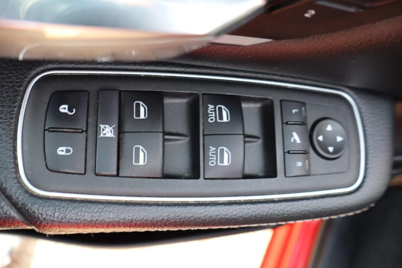 Used 2024 RAM 1500 Laramie AWD/4WD image 11