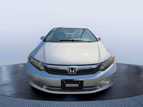 Used 2012 Honda Civic LX image 2