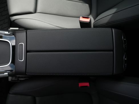 New 2026 Mercedes-Benz GLA 250 4MATIC image 27