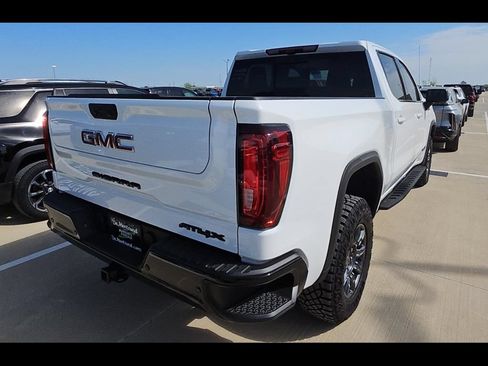 Used 2025 GMC Sierra 1500 AT4X AWD/4WD image 8
