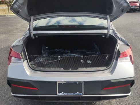 New 2026 Hyundai Elantra Sport image 5