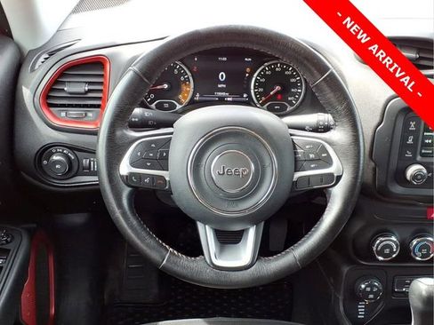 Used 2016 Jeep Renegade Trailhawk AWD/4WD image 12