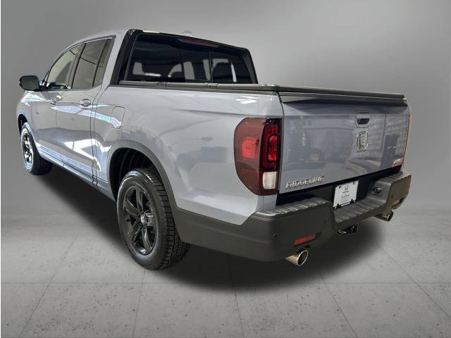 Certified 2022 Honda Ridgeline Black Edition image 11