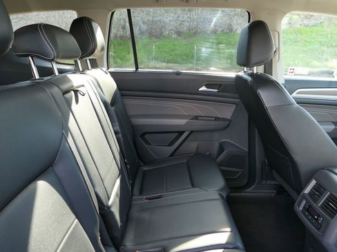 Used 2022 Volkswagen Atlas SEL image 25