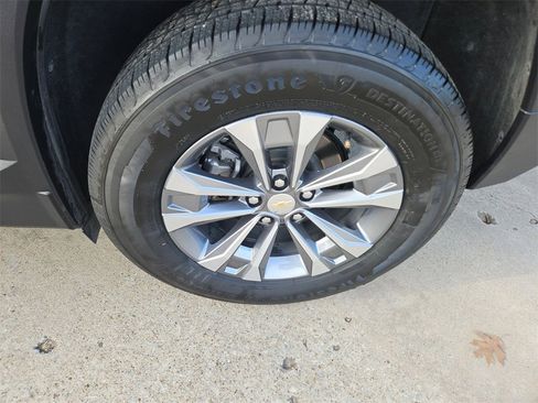 Used 2025 Chevrolet Equinox LT image 27