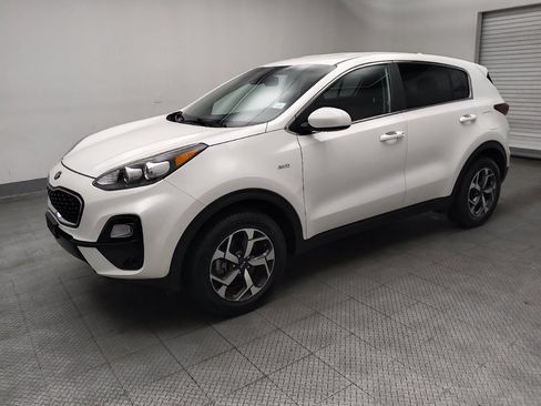 Used 2021 Kia Sportage LX AWD/4WD image 2
