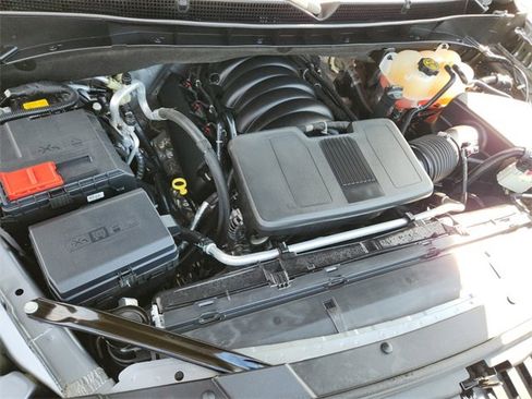 Used 2022 GMC Yukon XL Denali image 18